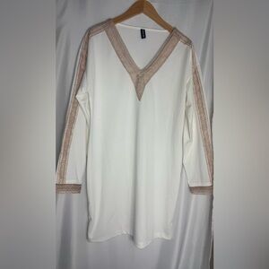 Noracora Elegant White V-Neck Top with embroidered details dress Medium